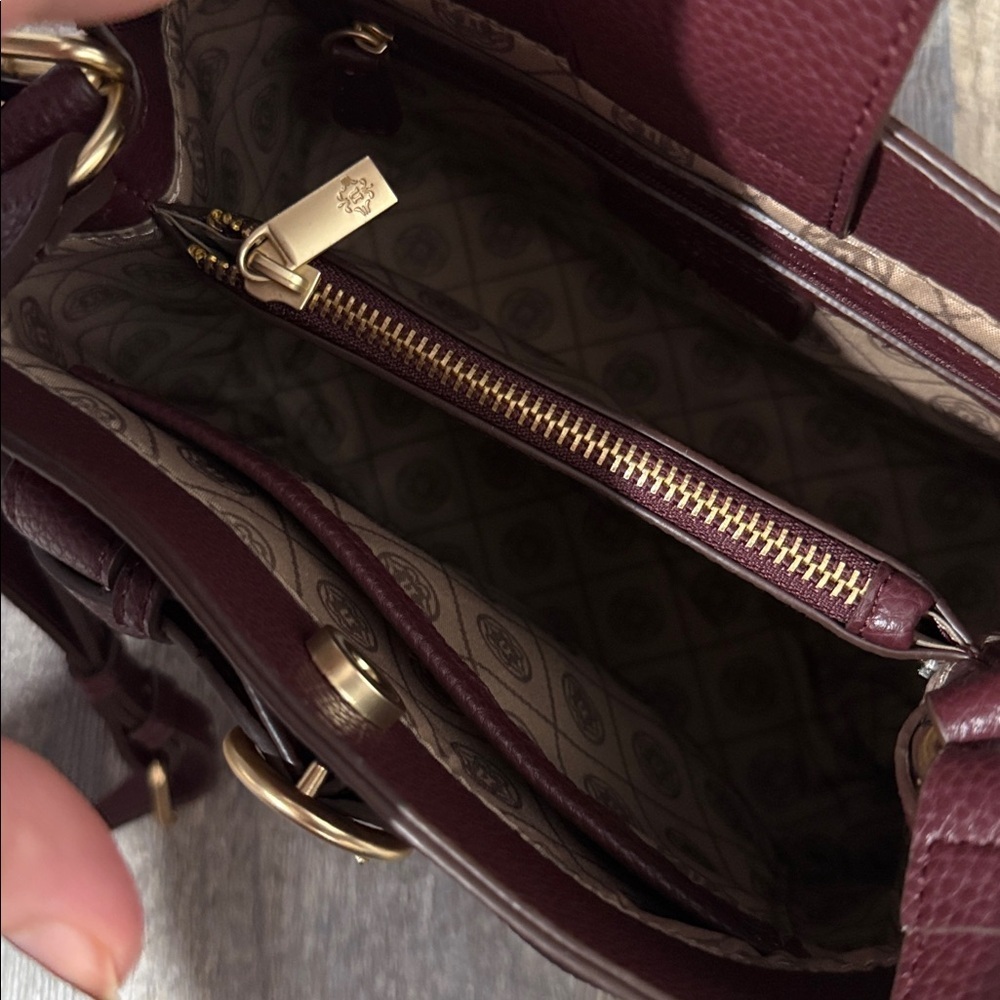 Nanette Lepore Deep Red Shoulder Bag - Picture 8 of 9
